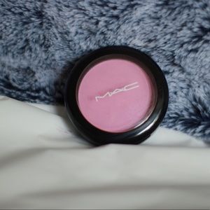 MAC I’m the One Powder Blush